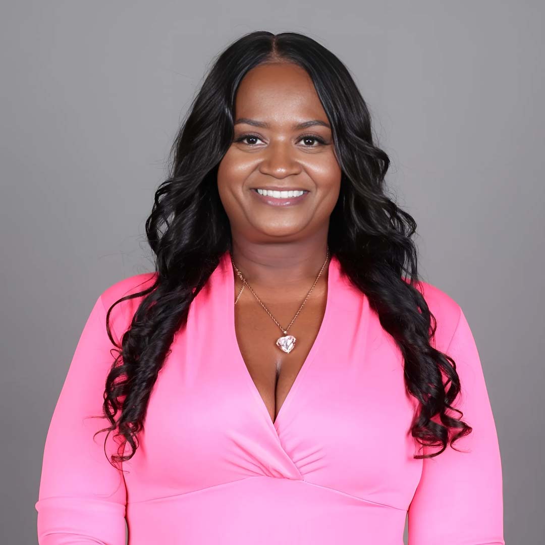 Takeiya Dell Realtor Detroit, Michigan EXP Realtor Danielle Dunham Collective